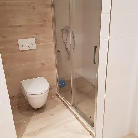 Apartman *